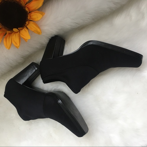 Madeline Heel Pumps - Picture 4 of 11